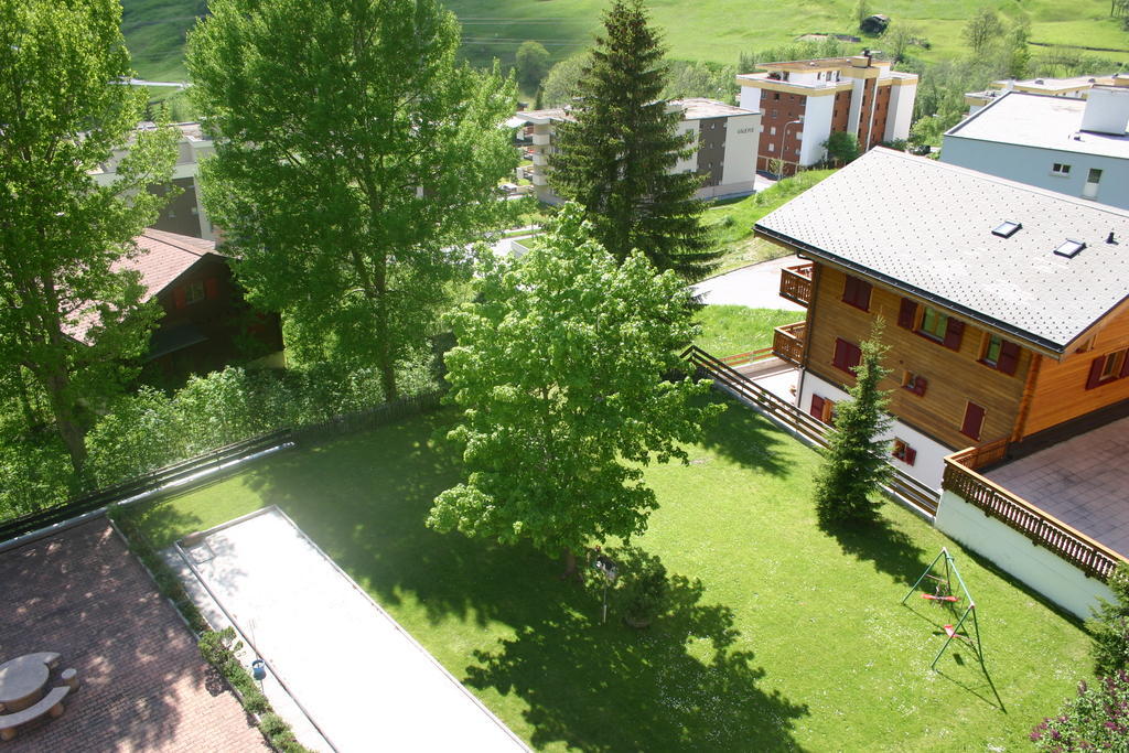 Alfa Appartements Superior Leukerbad Værelse billede